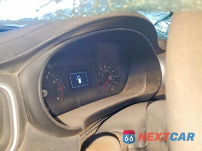 Zdjęcie 9 z 13 samochodu: 2017 KIA SORENTO LX V6 VIN:5XYPG4A56HG194471 - miniatura