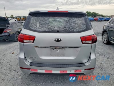 Zdjęcie 6 z 13 samochodu: 2016 KIA SEDONA L VIN:KNDMA5C19G6206506 - miniatura