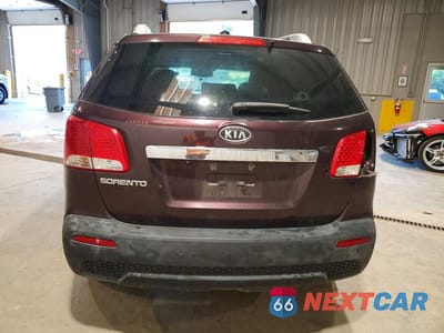 Zdjęcie 6 z 13 samochodu: 2011 KIA SORENTO LX VIN:5XYKT4A13BG117969 - miniatura