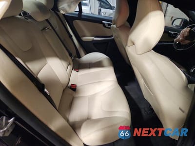 Zdjęcie 10 z 13 samochodu: 2016 VOLVO S60 PLATINUM VIN:YV149MFM5G2395245 - miniatura