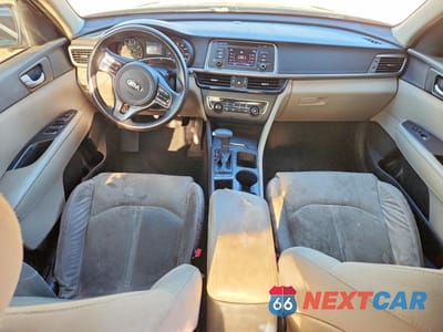 Zdjęcie 8 z 12 samochodu: 2016 KIA OPTIMA LX VIN:5XXGT4L38GG102674 - miniatura