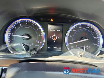 Zdjęcie 8 z 13 samochodu: 2018 TOYOTA HIGHLANDER LIMITED VIN:5TDDZRFH2JS908604 - miniatura