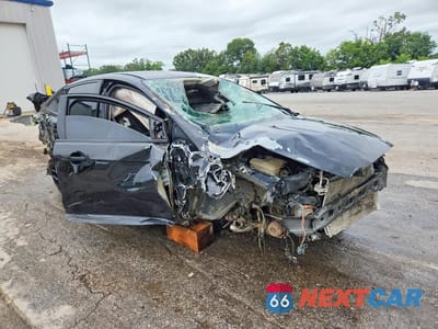 Czwarte zdjęcie samochodu z boku: 2016 FORD FOCUS SE VIN:1FADP3F23GL267784 - miniatura