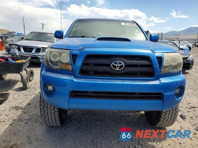Piąte zdjęcie samochodu w środku: 2005 TOYOTA TACOMA DOUBLE CAB LONG BED VIN:5TEMU52N05Z092570 - miniatura