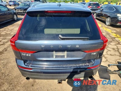 Zdjęcie 6 z 14 samochodu: 2021 VOLVO XC60 T5 MOMENTUM VIN:YV4102RKXM1763645 - miniatura