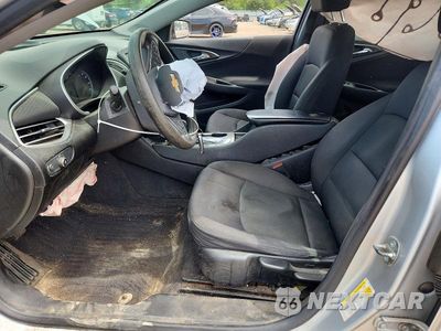 Zdjęcie 7 z 12 samochodu: 2017 CHEVROLET MALIBU LS VIN:1G1ZB5ST8HF187625 - miniatura