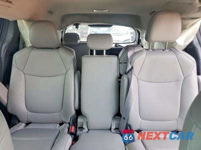 Zdjęcie 10 z 13 samochodu: 2025 TOYOTA SIENNA XLE 8-PASSENGER VIN:5TDYRKEC2SS227911 - miniatura