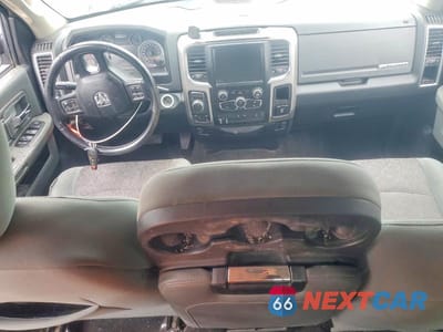 Zdjęcie 8 z 12 samochodu: 2016 RAM 1500 SLT VIN:3C6RR7LT1GG207070 - miniatura