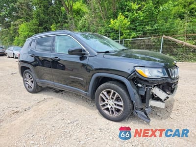 Czwarte zdjęcie samochodu z boku: 2020 JEEP COMPASS LATITUDE VIN:3C4NJDBB3LT217395 - miniatura