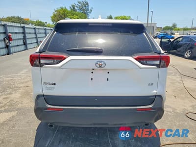 Zdjęcie 6 z 14 samochodu: 2021 TOYOTA RAV4 LE VIN:JTMH1RFV1MD071925 - miniatura