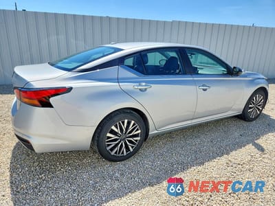 Trzecie zdjęcie samochodu z tyłu: 2025 NISSAN ALTIMA SV VIN:1N4BL4DV0SN386864 - miniatura