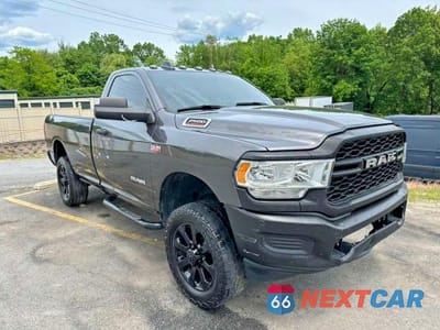 Czwarte zdjęcie samochodu z boku: 2022 RAM 2500 TRADESMAN VIN:3C6MR5AJ3NG221016 - miniatura