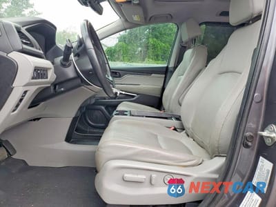 Zdjęcie 7 z 13 samochodu: 2019 HONDA ODYSSEY EXL VIN:5FNRL6H73KB124755 - miniatura
