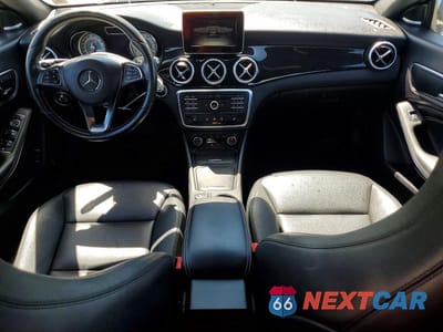 Zdjęcie 8 z 12 samochodu: 2015 MERCEDES-BENZ CLA 250 VIN:WDDSJ4EB5FN163607 - miniatura
