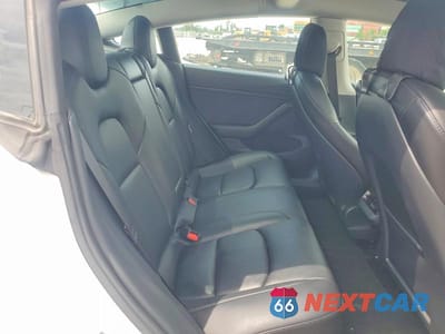 Zdjęcie 10 z 12 samochodu: 2022 TESLA MODEL 3 VIN:5YJ3E1EB1NF315154 - miniatura