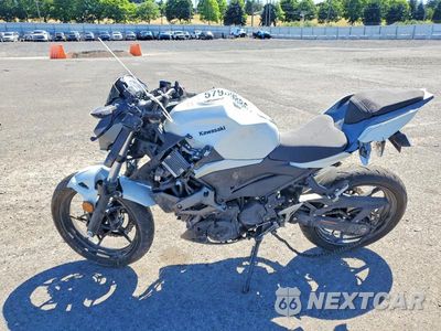 Trzecie zdjęcie samochodu z tyłu: 2023 KAWASAKI ER400 D VIN:JKAERKD1XPDAS1285 - miniatura
