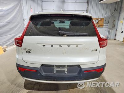 Zdjęcie 6 z 14 samochodu: 2023 VOLVO XC40 CORE VIN:YV4L12UV4P2924979 - miniatura