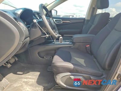 Zdjęcie 7 z 12 samochodu: 2017 NISSAN PATHFINDER S VIN:5N1DR2MN6HC693123 - miniatura