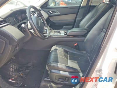 Zdjęcie 7 z 11 samochodu: 2018 LAND ROVER RANGE ROVER VELAR S VIN:SALYB2RV7JA730158 - miniatura