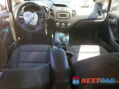 Zdjęcie 8 z 13 samochodu: 2018 KIA FORTE LX VIN:3KPFK4A74JE175545 - miniatura