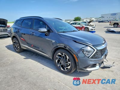 Czwarte zdjęcie samochodu z boku: 2023 KIA SPORTAGE SX PRESTIGE VIN:5XYK53AF9PG070731 - miniatura