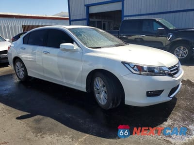 Czwarte zdjęcie samochodu z boku: 2014 HONDA ACCORD EX VIN:1HGCR2F72EA040618 - miniatura