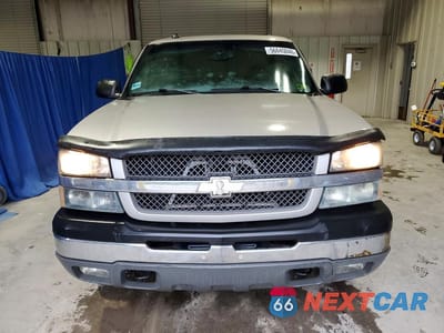 Piąte zdjęcie samochodu w środku: 2004 CHEVROLET SILVERADO K1500 VIN:2GCEK13T141420291 - miniatura