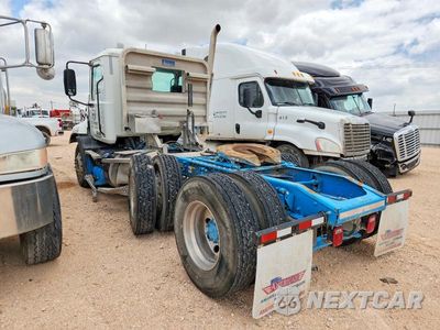 Trzecie zdjęcie samochodu z tyłu: 2014 MACK CXU613 SEMI TRUCK VIN:1M1AW07Y8EM040695 - miniatura