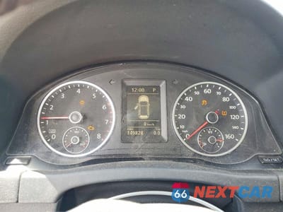 Zdjęcie 9 z 12 samochodu: 2011 VOLKSWAGEN TIGUAN S VIN:WVGBV7AX6BW556274 - miniatura