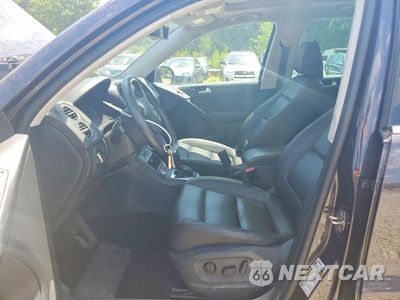 Zdjęcie 7 z 13 samochodu: 2016 VOLKSWAGEN TIGUAN S VIN:WVGBV7AX2GW521755 - miniatura