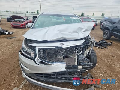 Piąte zdjęcie samochodu w środku: 2019 KIA SEDONA L VIN:KNDMA5C18K6572238 - miniatura