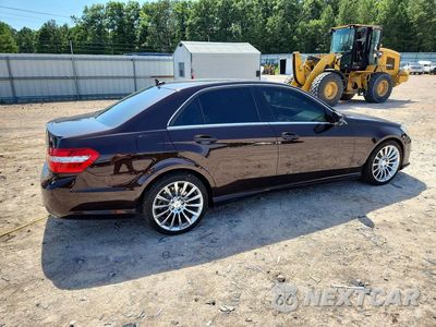 Trzecie zdjęcie samochodu z tyłu: 2011 MERCEDES-BENZ E 350 4MATIC VIN:WDDHF8HB5BA359529 - miniatura