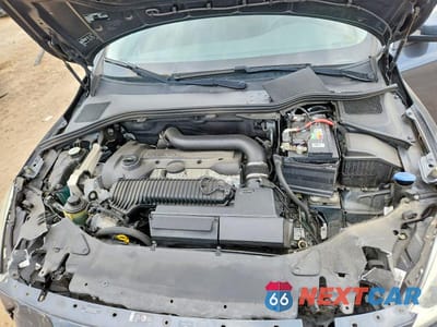 Zdjęcie 11 z 12 samochodu: 2013 VOLVO S60 T5 VIN:YV1612FS7D2190217 - miniatura