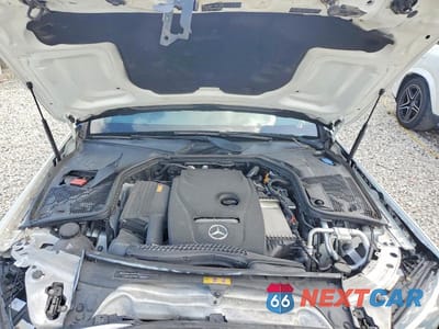 Zdjęcie 11 z 12 samochodu: 2018 MERCEDES-BENZ C 300 4MATIC VIN:55SWF4KB6JU237835 - miniatura