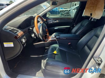 Zdjęcie 7 z 12 samochodu: 2012 MERCEDES-BENZ S 550 VIN:WDDNG7DB3CA432317 - miniatura