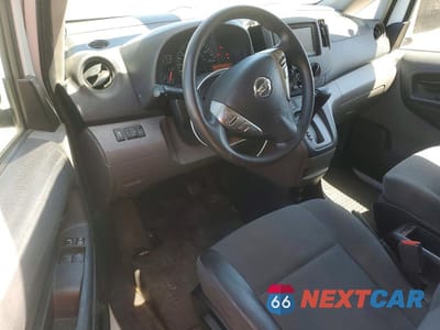 Zdjęcie 8 z 13 samochodu: 2020 NISSAN NV200 SV VIN:3N6CM0KN0LK702131 - miniatura