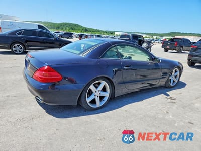 Trzecie zdjęcie samochodu z tyłu: 2005 MERCEDES-BENZ SL 500 VIN:WDBSK75F65F101801 - miniatura