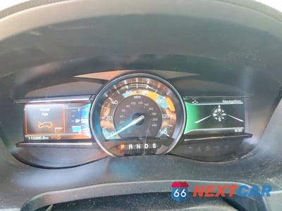 Zdjęcie 9 z 13 samochodu: 2019 FORD EXPLORER XLT VIN:1FM5K8D81KGB36996 - miniatura