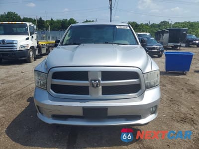 Piąte zdjęcie samochodu w środku: 2016 RAM 1500 ST VIN:1C6RR7FT0GS132172 - miniatura