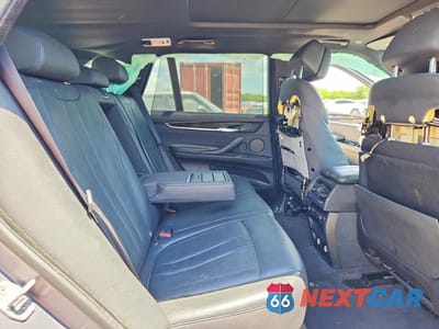 Zdjęcie 11 z 13 samochodu: 2016 BMW X5 XDRIVE50I VIN:5UXKR6C57G0J83477 - miniatura
