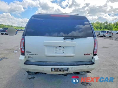 Zdjęcie 6 z 12 samochodu: 2012 GMC YUKON SLT VIN:1GKS2CE06CR174186 - miniatura