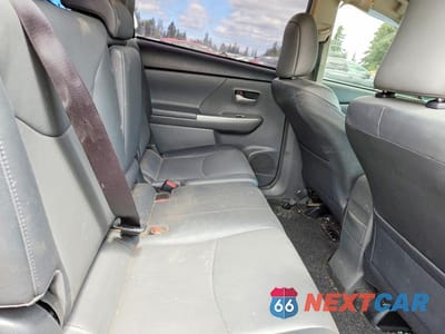 Zdjęcie 10 z 13 samochodu: 2013 TOYOTA PRIUS V FIVE VIN:JTDZN3EU0D3227036 - miniatura