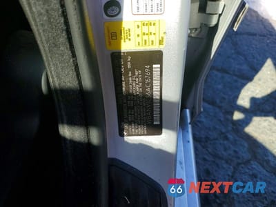 Zdjęcie 12 z 12 samochodu: 2010 BMW 528 XI VIN:WBANV1C56AC157694 - miniatura