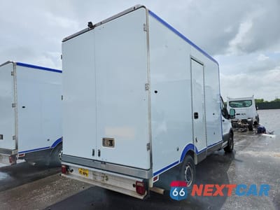 Trzecie zdjęcie samochodu z tyłu: 2020 FORD TRANSIT DELIVERY TRUCK VIN:1FDBW5Z80LKB11486 - miniatura