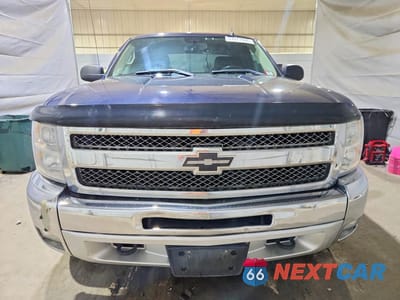 Piąte zdjęcie samochodu w środku: 2012 CHEVROLET SILVERADO K1500 LT VIN:1GCRKSE79CZ112654 - miniatura