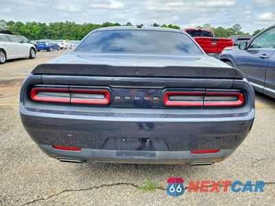 Zdjęcie 6 z 12 samochodu: 2018 DODGE CHALLENGER SXT VIN:2C3CDZAG2JH321542 - miniatura