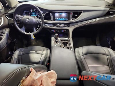 Zdjęcie 8 z 13 samochodu: 2019 BUICK ENCLAVE ESSENCE VIN:5GAEVAKW5KJ213149 - miniatura