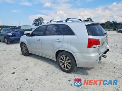 Drugie zdjęcie samochodu z przodu: 2013 KIA SORENTO SX VIN:5XYKW4A22DG409583 - miniatura