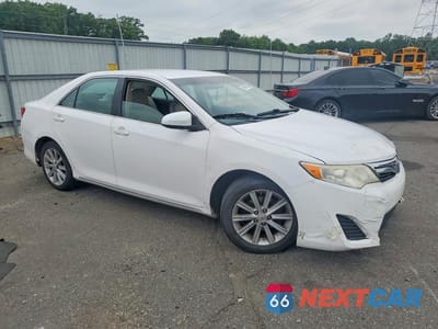 Czwarte zdjęcie samochodu z boku: 2012 TOYOTA CAMRY HYBRID LE VIN:4T1BD1FK0CU051485 - miniatura