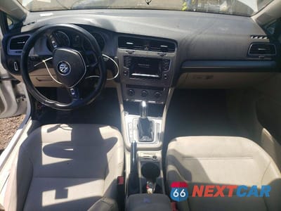 Zdjęcie 8 z 12 samochodu: 2015 VOLKSWAGEN GOLF VIN:3VW217AU2FM008846 - miniatura